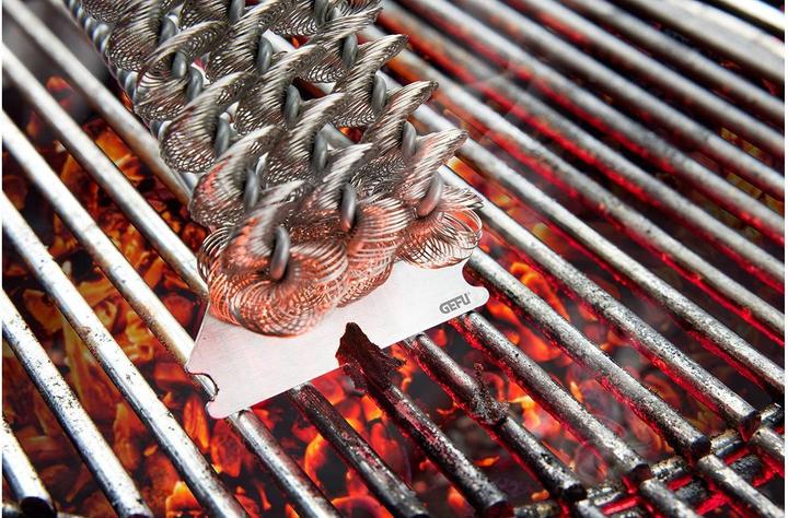 Actual product image GEFU BBQ grill brush (44 cm)