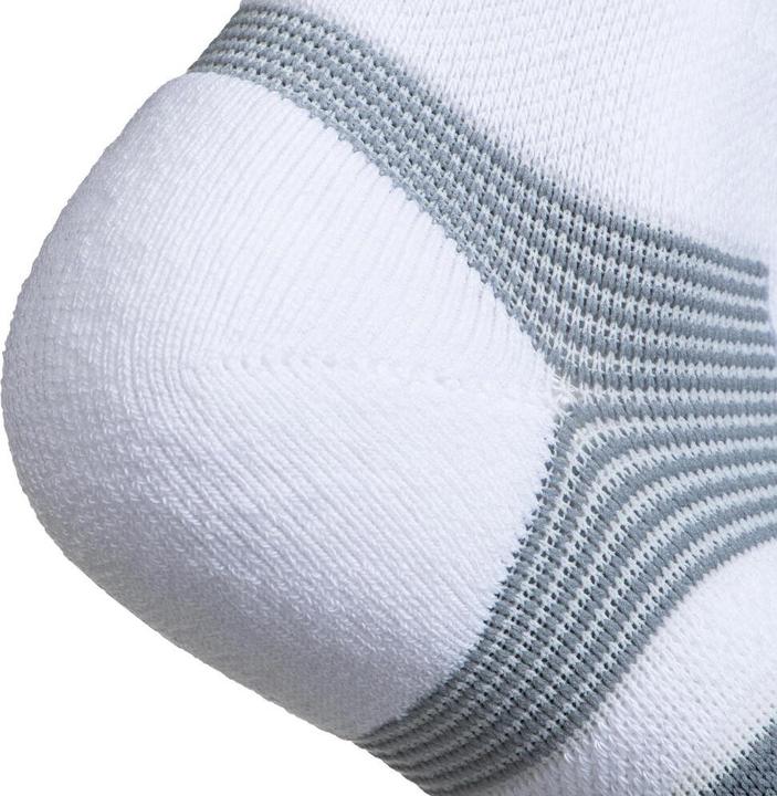 Actual product image Artengo RS 560 (39 - 42)