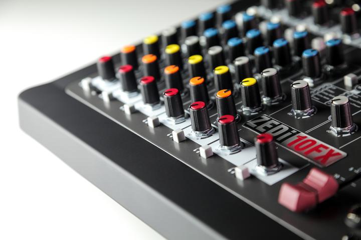 Immagine prodotto Allen & Heath ZEDi-10FX (Mixer da studio e live)