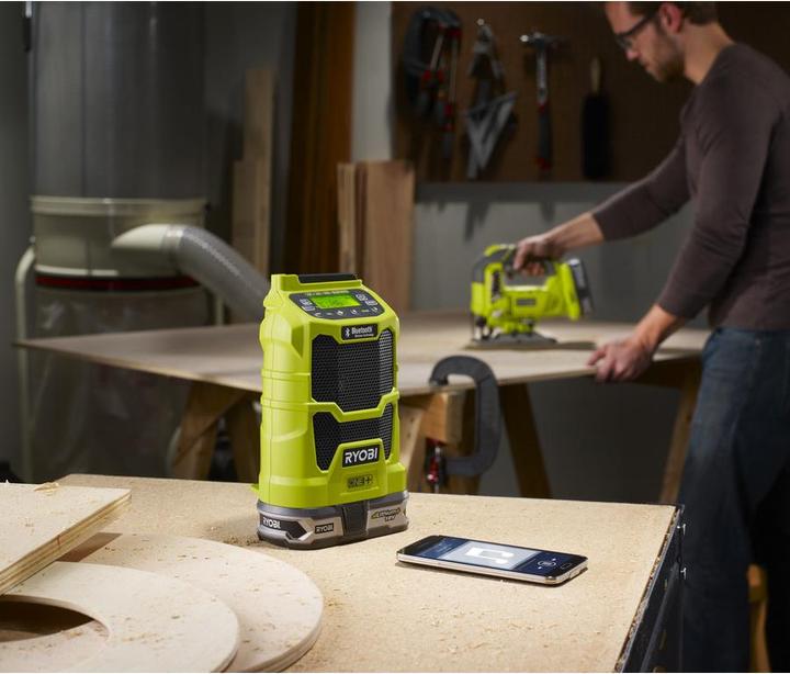 Image du produit Ryobi R18R-0 Un+ (AM, FM, Bluetooth)