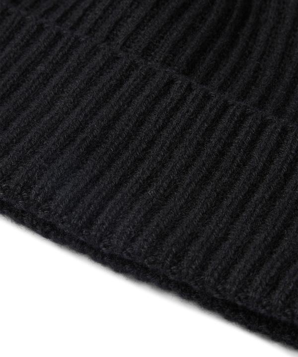 Actual product image Falke Hat with Pompom (One size)