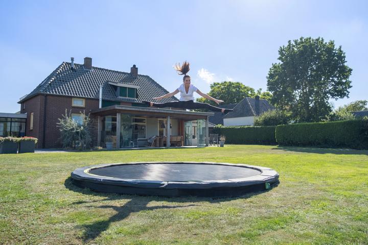 Produktbild Exit Silhouette sports Bodentrampolin ø305cm - schwarz (305 cm)
