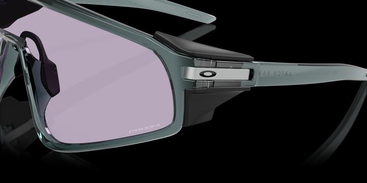 Actual product image Oakley Latch panel