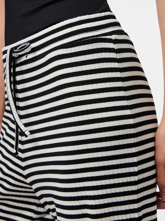 Produktbild Pieces PCLAYA Hose mit weitem Bein (M)