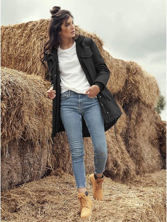 Actual product image Brandit Women's Marsh Lake Parka size XS colour black (XS)