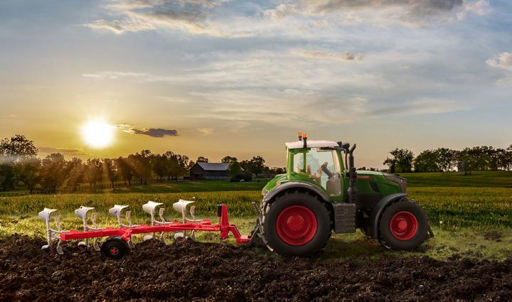 Actual product image Siku 2070 Full reversible plough