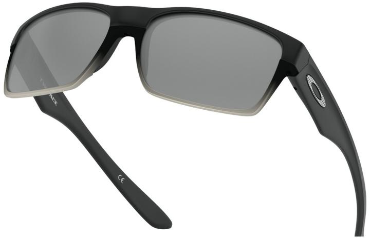 Actual product image Oakley Twoface Machinist Collection Chrome Iridium