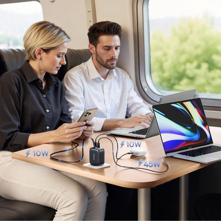 Image du produit Baseus Chargeur rétractable EnerCore CJ11 (67 W, 3 ports)