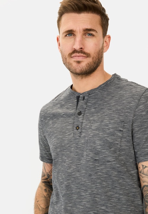 Image du produit Camel Active Kurzarm Henley aus reiner Baumwolle (6XL)