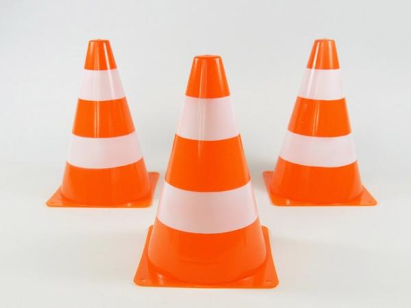 Produktbild Kögler Pylon, Verkehrshütchen, orange mit 2 weissen Streifen, 14,3x14,3x21,5