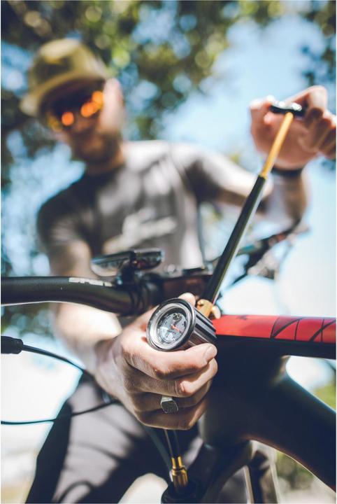 Actual product image Lezyne Analog Shock Drive