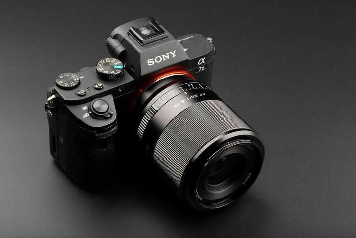Actual product image Viltrox 35mm f/1.8 AF Sony FE (Sony E, full size)