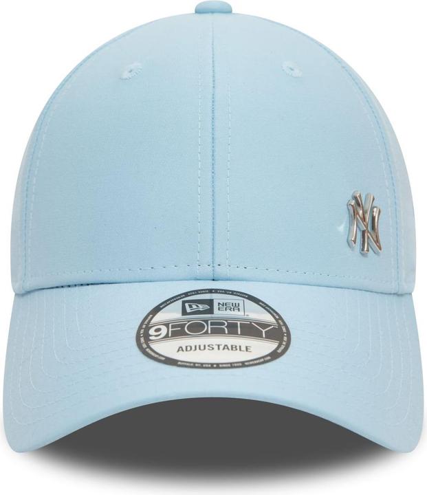 Actual product image New Era 9Forty Strapback Cap - New York Yankees sky blue