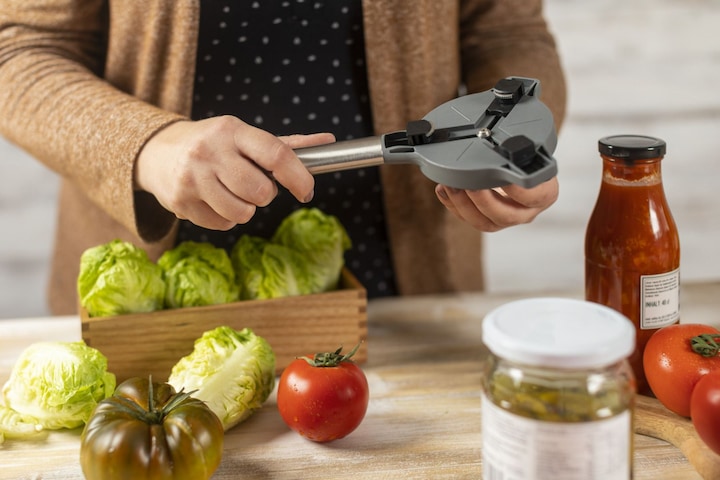 Actual product image Kuhn Rikon Deluxe Gripper lid opener grey (Plastic lidded bottle opener)