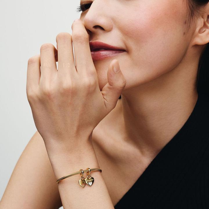 Image du produit Pandora Moments Mère & Fille Pendentif Doré (Émail)