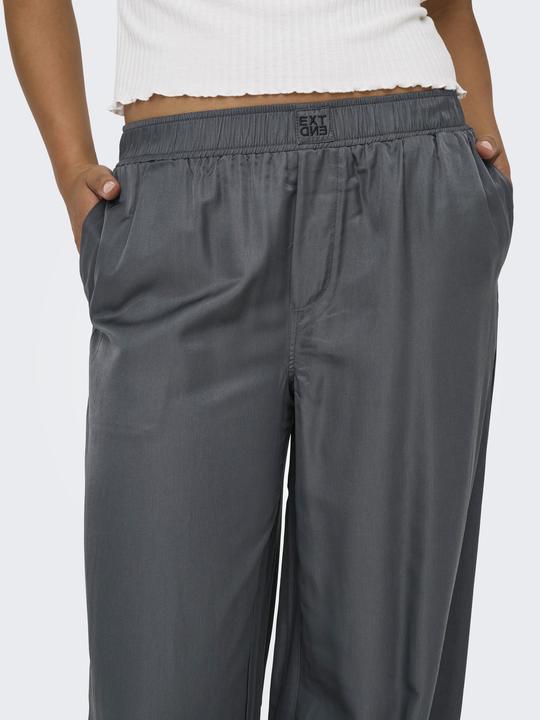 Produktbild Only Weiter Beinschnitt Mittlere Taille Hose Hose (32)