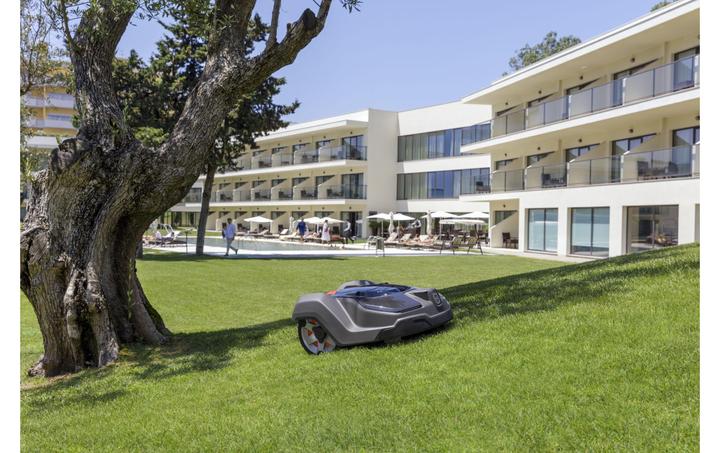 Actual product image Husqvarna Automower 450X (5000 m²)