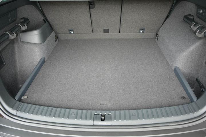 Actual product image Aristar Boot tray