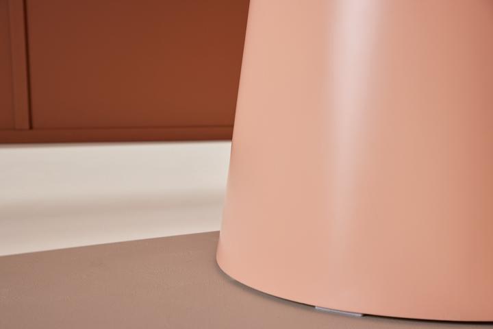 Actual product image Venture Home Lanzo