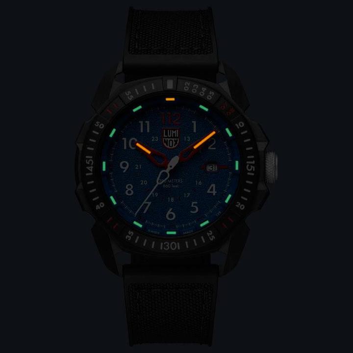 Produktbild Luminox Ice-Sar Arctic 1000 Series (Analoguhr, Swiss Made, 46 mm)