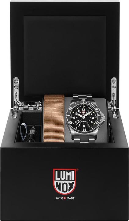 Produktbild Luminox Sport Timer 30th Anniversary 0900 Serie limited Edition 730 Stück. 30 in der Schweiz. (Analoguhr, Taucheruhr, Swiss Made, 42 mm)