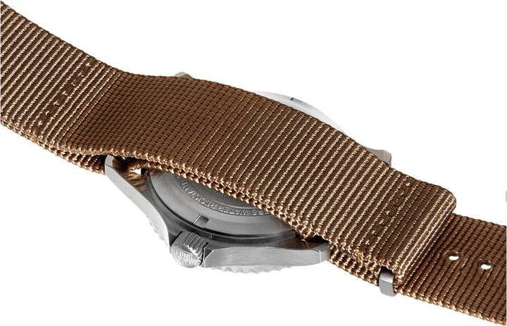 Produktbild Luminox Sport Timer 30th Anniversary 0900 Serie limited Edition 730 Stück. 30 in der Schweiz. (Analoguhr, Taucheruhr, Swiss Made, 42 mm)