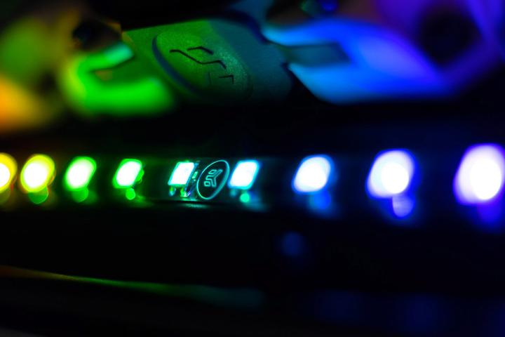 Actual product image EKWB EK-Loop D-RGB Magnetic Strip - schwarz, 60 cm, 33 LEDs (Multicoloured)