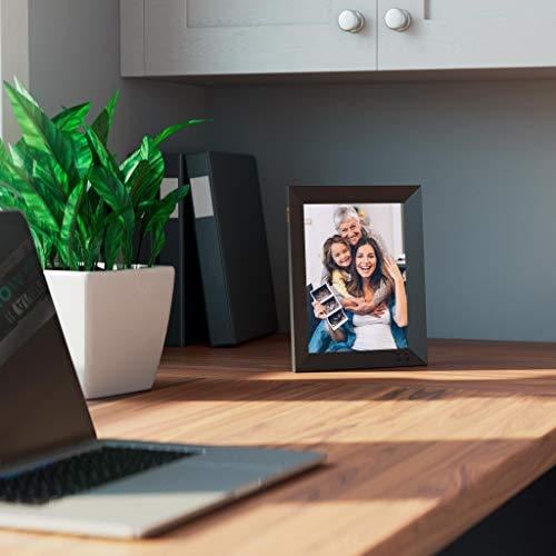 Actual product image Nixplay Smart digital photo frame (10.10", 1280 x 800 pixels)
