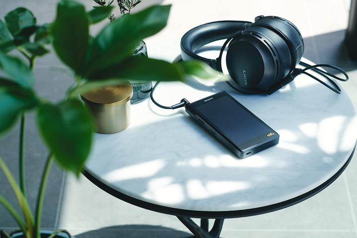 Produktbild Sony WM1AM2 (128 GB)