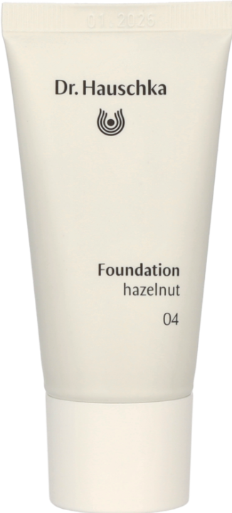 Actual product image Dr. Hauschka Foundation 04 hazelnut 30 ml (04 hazelnut)