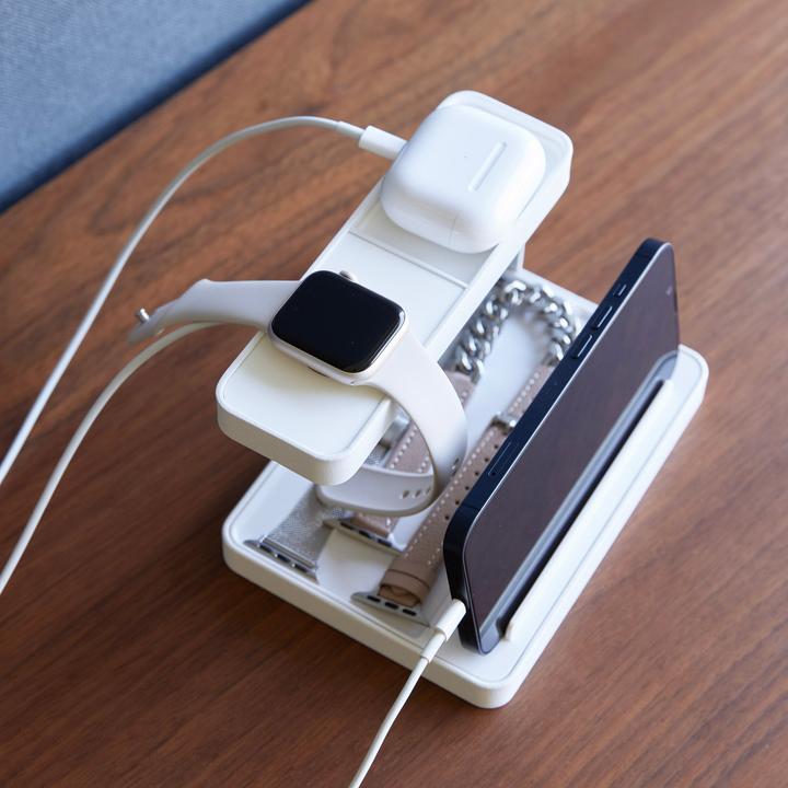 Actual product image Yamazaki Mobile & device charging stand TOWER