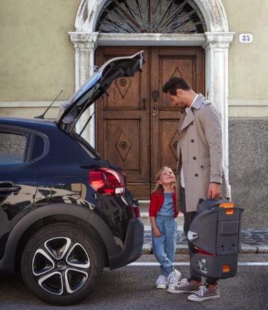 Image du produit Chicco Siège auto pliable i-Size (Rehausseur de siège pour enfant, Norme ECE R129/i-Size)