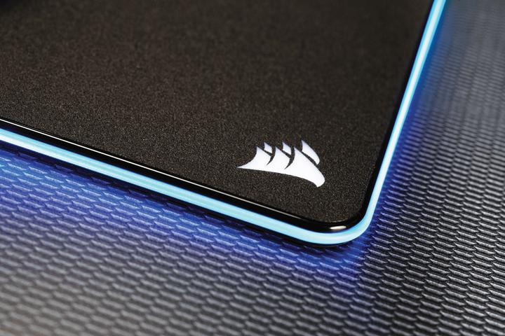 Actual product image Corsair Gaming MM800 Polaris (M)