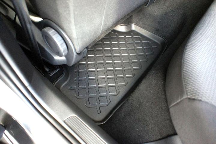 Image du produit Aristar Tapis de sol 3D tous temps pour Seat Ateca / Skoda Karoq de 2016 à aujourd'hui (1 jeu de 3 tapis de sol)