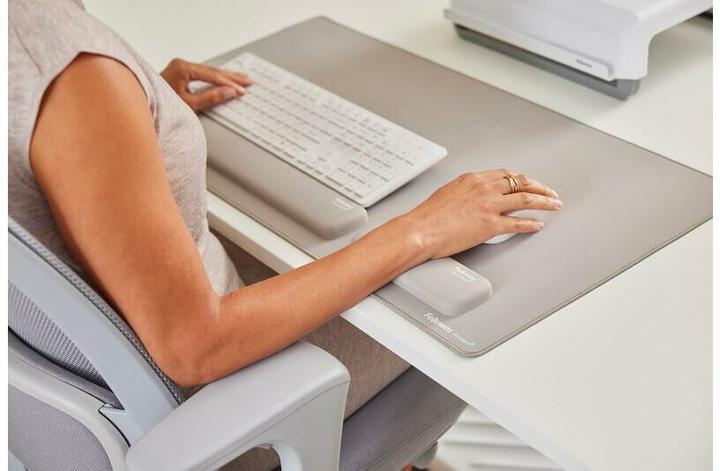 Image du produit Fellowes Breyta sand Tastatur-Handgelenkauflage 47 cm