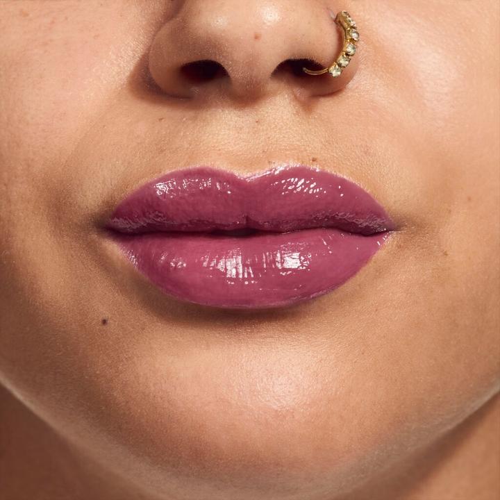 Actual product image Rimmel London Thrill Seeker Lip Latex (300 Main Character)