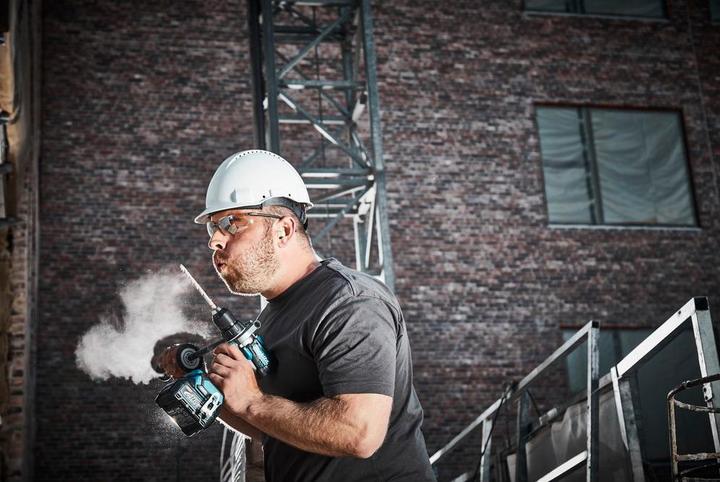 Actual product image Makita HP001GD201