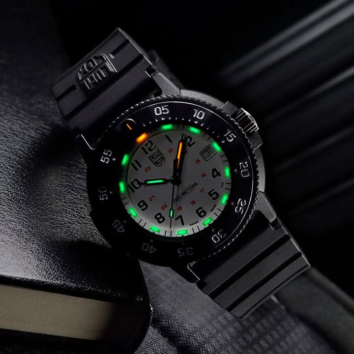 Produktbild Luminox Original Navy Seal 3000 Evo Series (Taucheruhr, 43 mm)