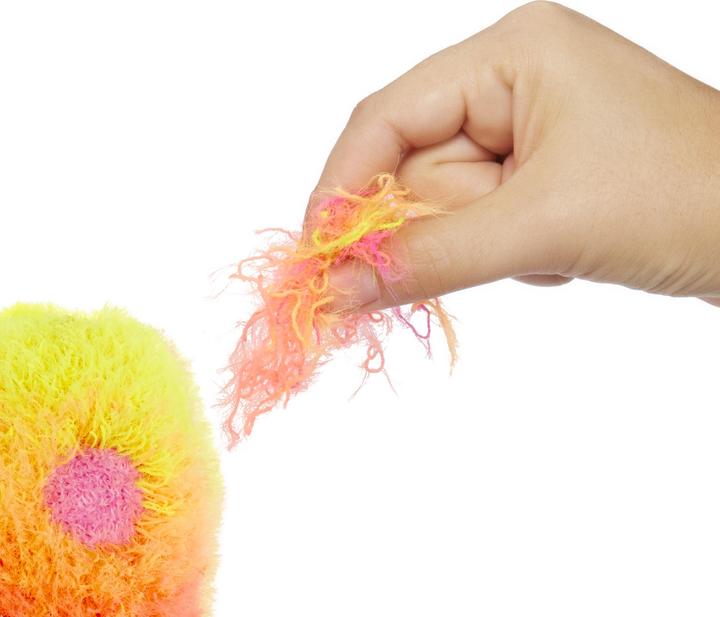 Actual product image MGA Fluffie Stuffiez Small Plush Popsicle