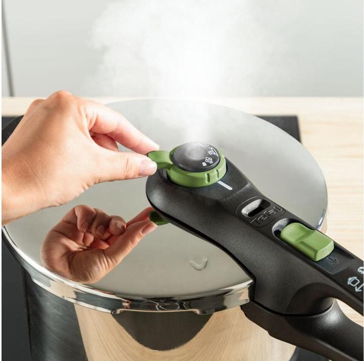 Produktbild Tefal Secure Trendy Schnellkochtopf (22 cm, Kochtopf, Edelstahl)