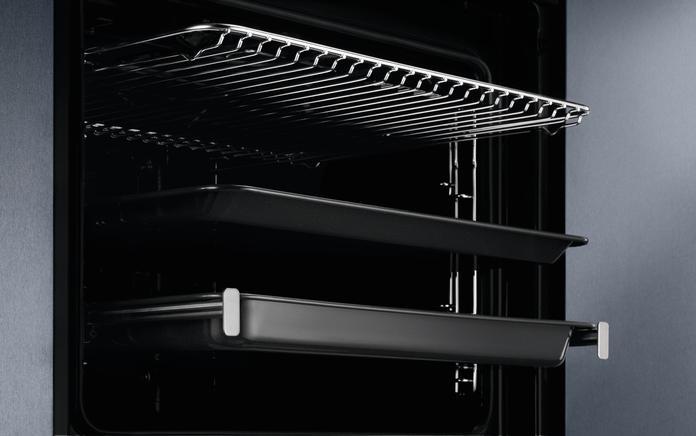Actual product image Electrolux EOF4P74X