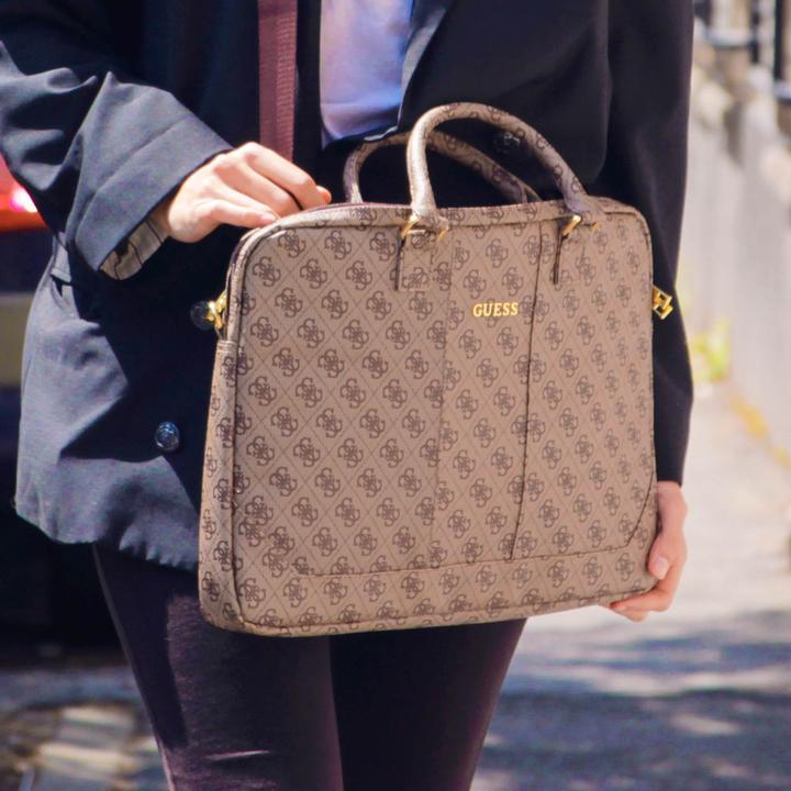 Actual product image Guess Uptown (15", Universal)