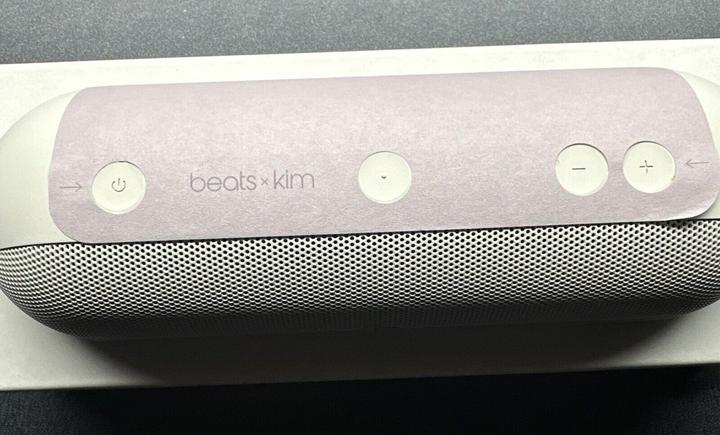 Image du produit Beats Pilule x Kim Kardashian (24 h)