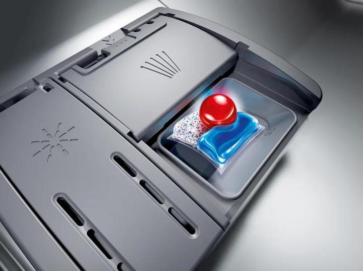 Actual product image Bosch Hausgeräte Series 6 SMD6ECX12E