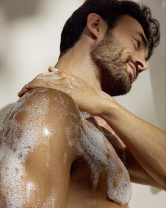 Produktbild NIVEA Men Protect & Care (500 ml)