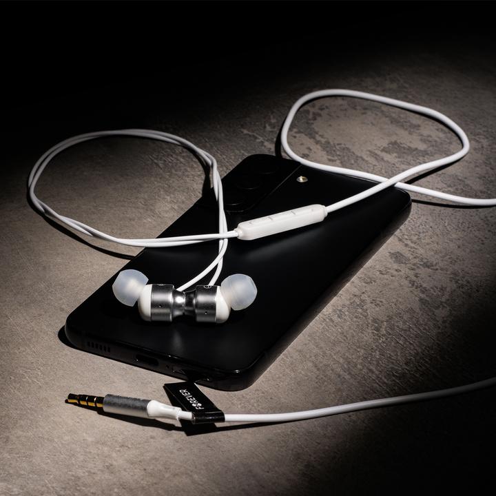 Actual product image Forever wired earphones EP-01 jack 3,5mm white (Cable)