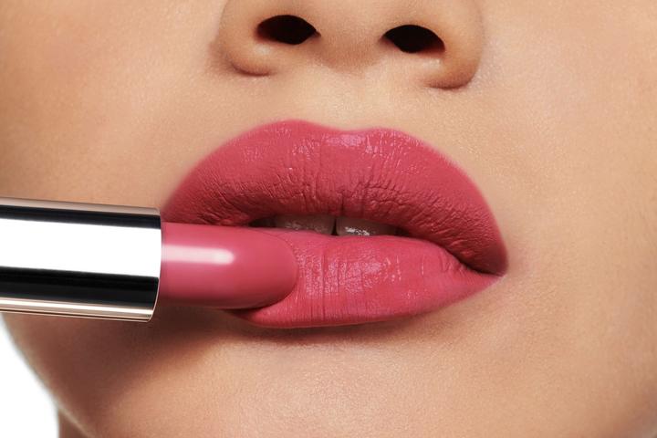 Actual product image Dior Rouge Satin refill 458 Int24 (999 Paris)