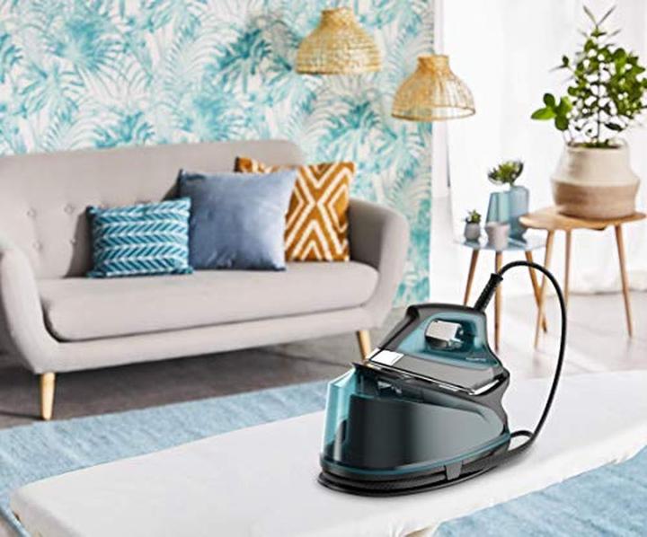 Actual product image Rowenta DG7623 Microsteam 400 base plate (2200 W, 325 g/min)