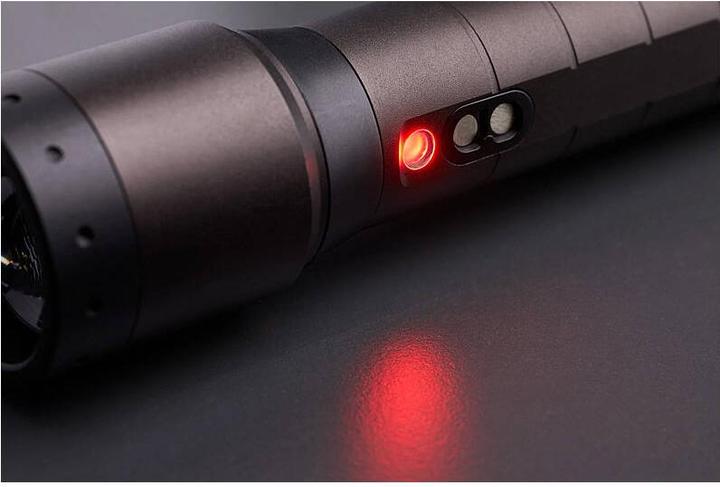 Actual product image Ledlenser Rechargeable LED torch P7R Signature (16.50 cm, 2000 lm)