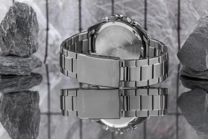 Produktbild Casio Edifice (Chronograph, 47 mm)